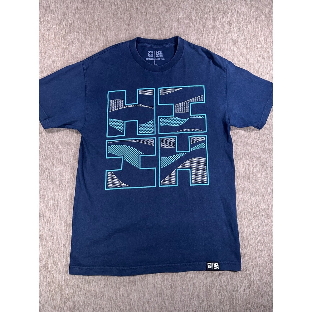 HI Finest Mens Kepakemapa Line 2018 Graphic T-Shirt Navy Blue Large Hawaii Tee